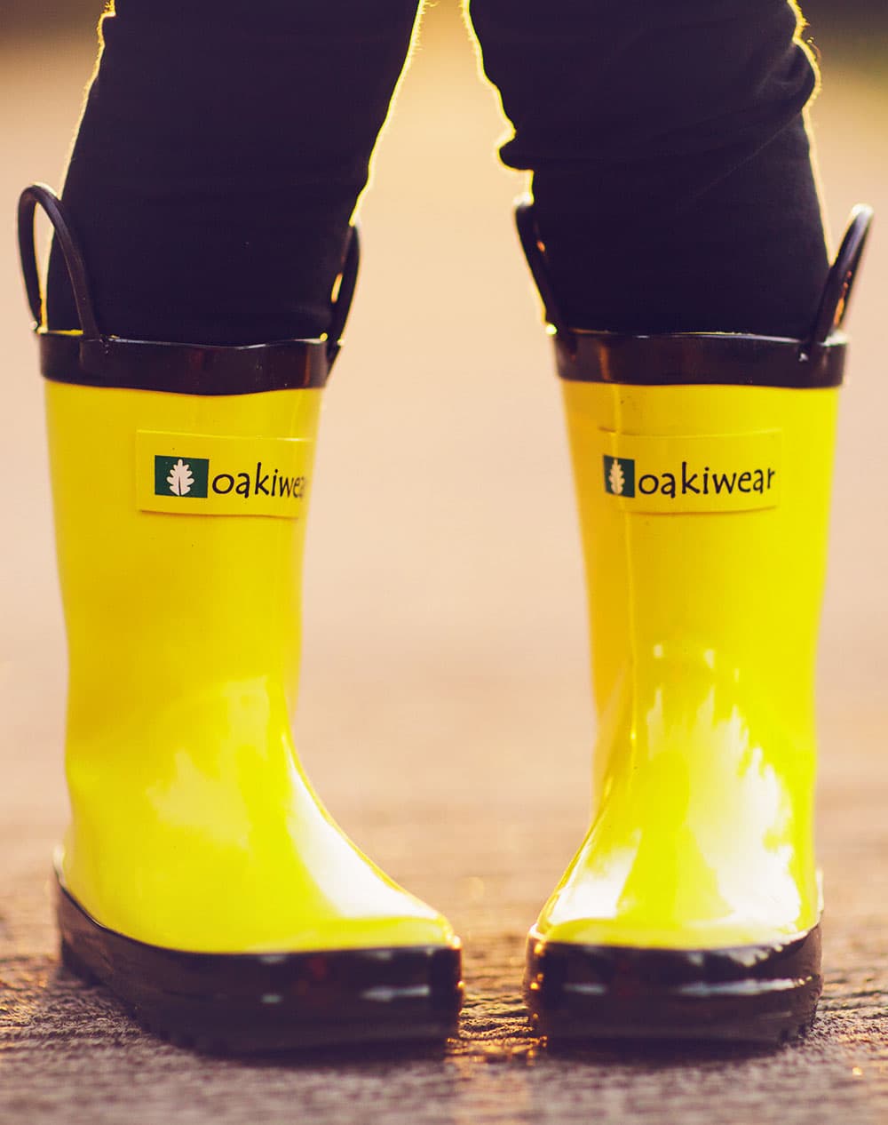 CHILDREN’S RUBBER RAIN BOOTS, YELLOW & BLACK
