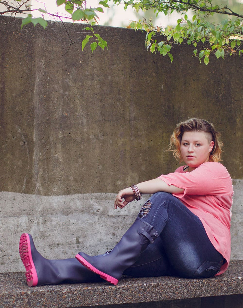 WOMEN’S RAIN BOOTS – OXBOW NAVYPINK